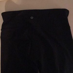 LULULEMON LOW RISE WUNDER UNDER